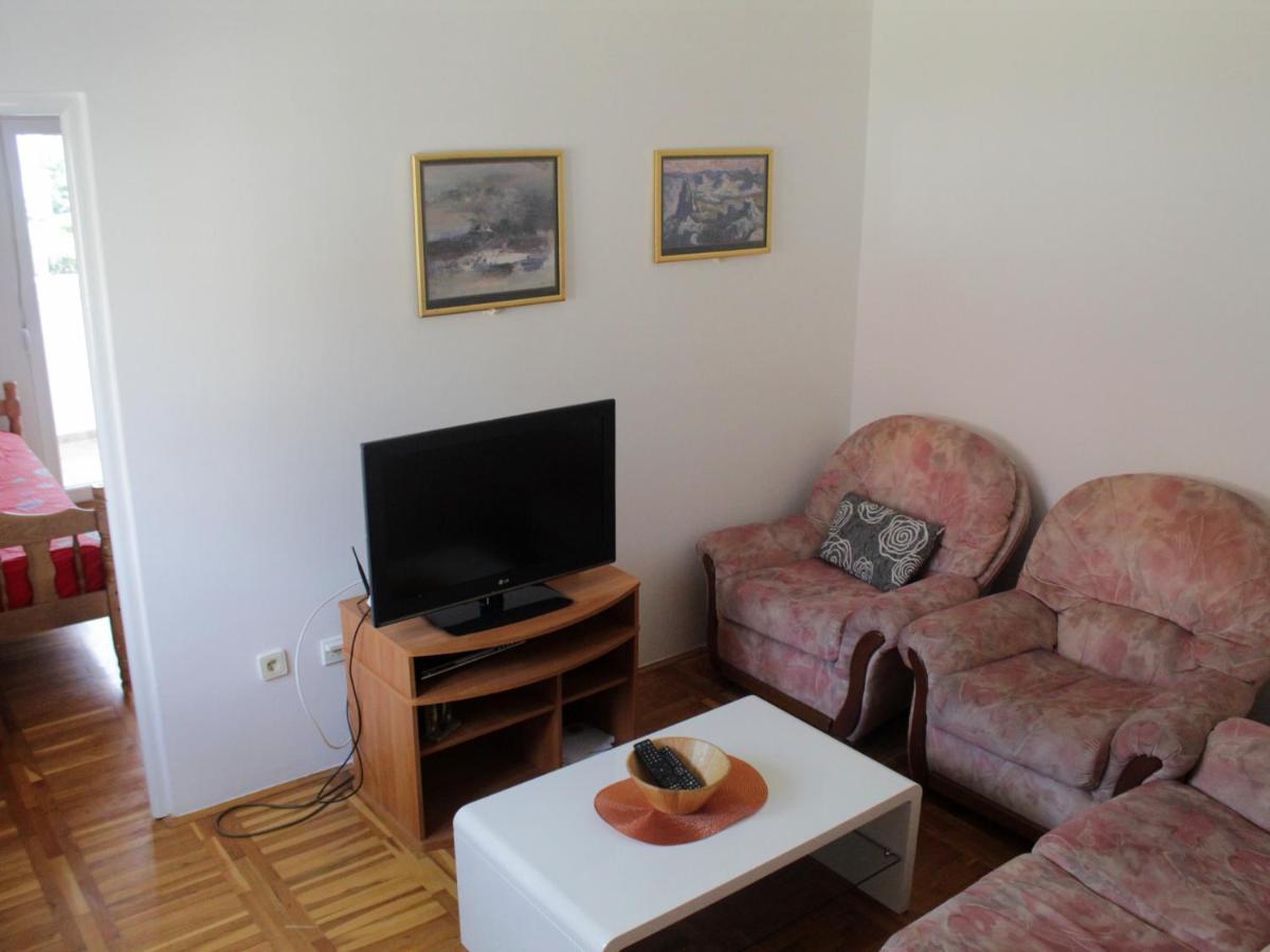 Apartament Sladja